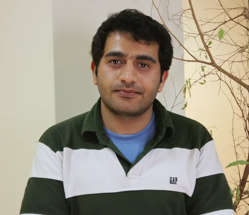 دکتر عباسط رستمی